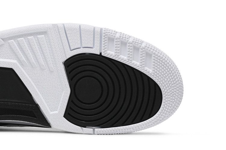 Air Jordan 3 Retro Fragment White Black - DA3595-100
