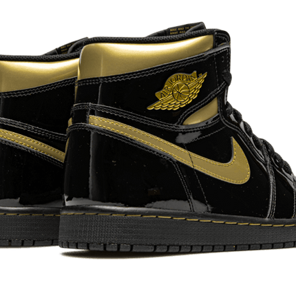 Air Jordan Air Jordan 1 High Black Metallic Gold - 555088-032 / 575441-032