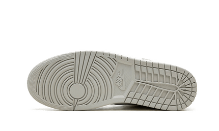 Air Jordan Air Jordan 1 Retro High OG White Cement - DZ5485-052 / FD1437-052