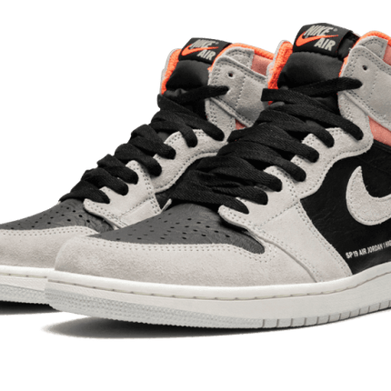 Air Jordan Air Jordan 1 Retro High Neutral Grey Hyper Crimson - 555088-018