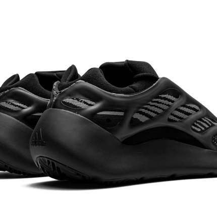 Adidas Adidas Yeezy 700 V3 Alvah - H67799