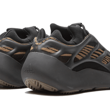 Adidas Adidas Yeezy 700 V3 Clay Brown - GY0189