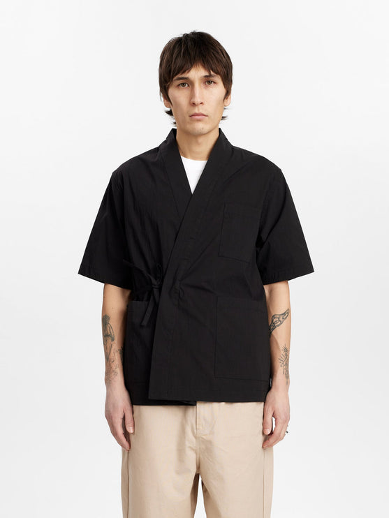 Anerkjendt AKJESPER TEC S/S KIMONO - Caviar