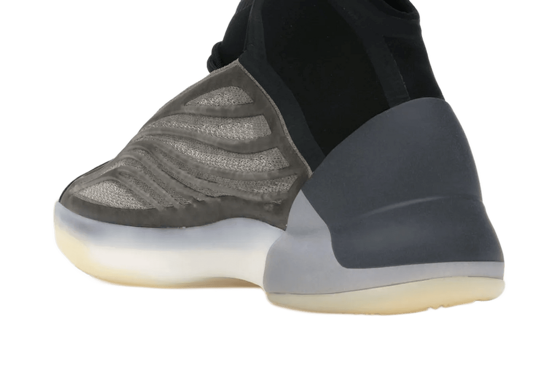 Yeezy QNTM Barium - H68771