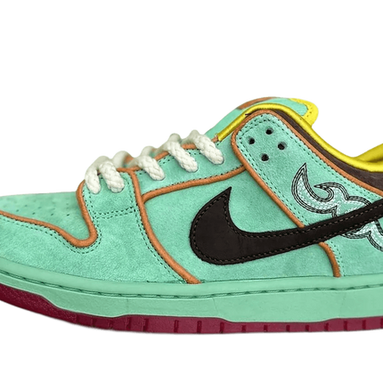 SB Dunk Low Black History Month (2025) - HF3058-300
