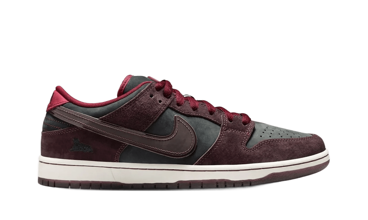 SB Dunk Low Riot Skateshop - FZ1289-200