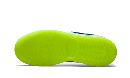 Air Jordan Air Jordan 1 Low SE Warped Swoosh - DV1324-117