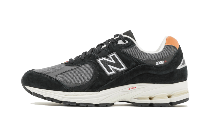 New Balance 2002R Schwarz Sepia