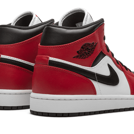 Air Jordan Air Jordan 1 Mid Chicago Black Toe - 554724-069