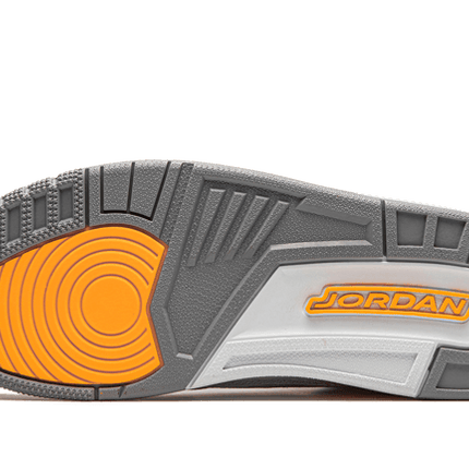 Air Jordan Air Jordan 3 Retro Laser Orange - CK9246-108