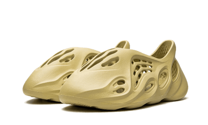 Adidas Adidas Yeezy Foam RNNR Sulfur - GV6775