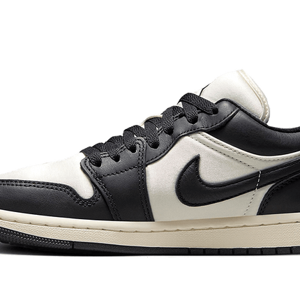Air Jordan Air Jordan 1 Low SE Vintage Panda - FB9893-101