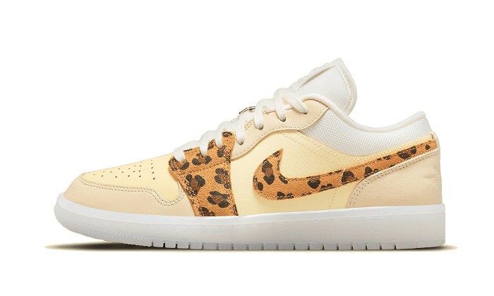 Air Jordan 1 Low SNKRS Tag