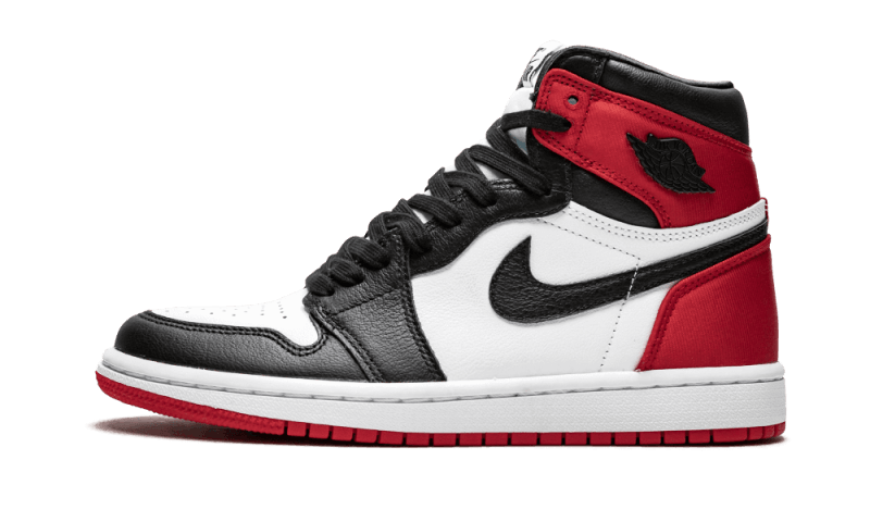 Air Jordan 1 Retro High Satin Schwarze Zehenpartie