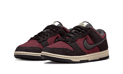 Nike Nike Dunk Low SE Fleece Burgundy Crush - DQ7579-600