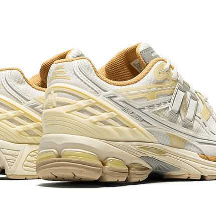New Balance New Balance 1906U Lunar New Year Cream - M1906NLY