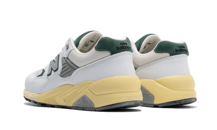 New Balance New Balance 580 White Nightwatch Green - MT580RCA