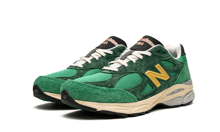 New Balance New Balance 990 V3 MiUSA Teddy Santis Green Gold - M990GG3