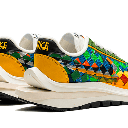 Nike Nike Vaporwaffle Woven Sacai Jean Paul Gaultier Green Gusto - DR5209-300