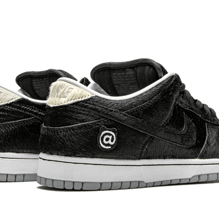 Nike Nike SB Dunk Low BE@RBRICK Medicom Toy - CZ5127-001